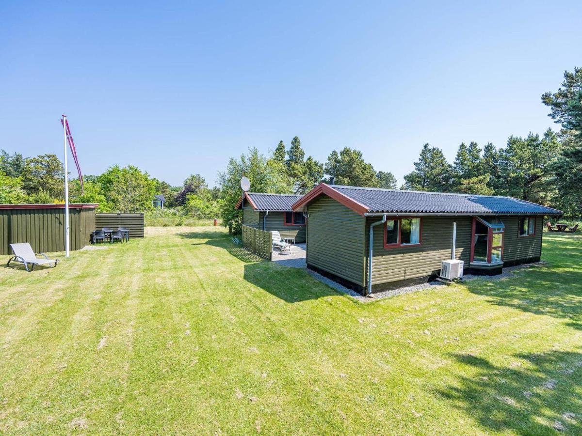 Holiday home Blåvand CXXVII Buitenkant foto