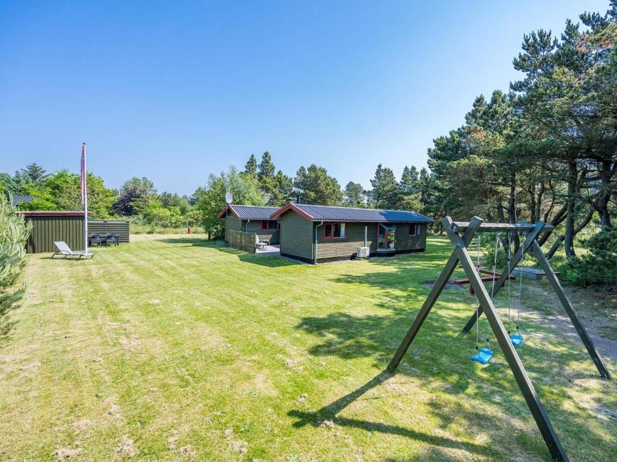 Holiday home Blåvand CXXVII Buitenkant foto